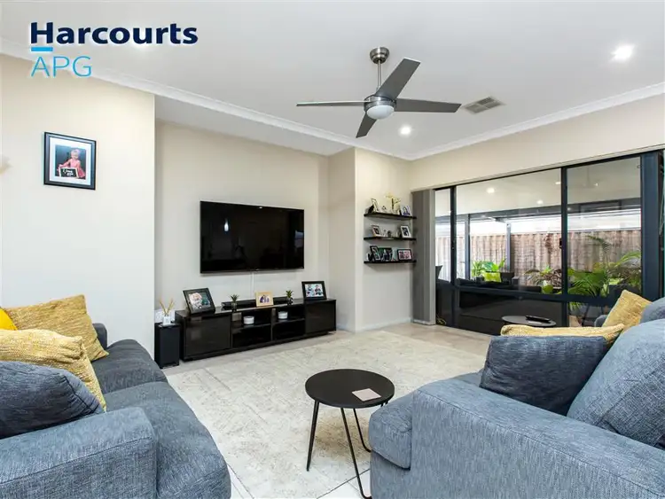 Sixth view of Homely house listing, 10 Wuraming Bend, Dalyellup WA 6230