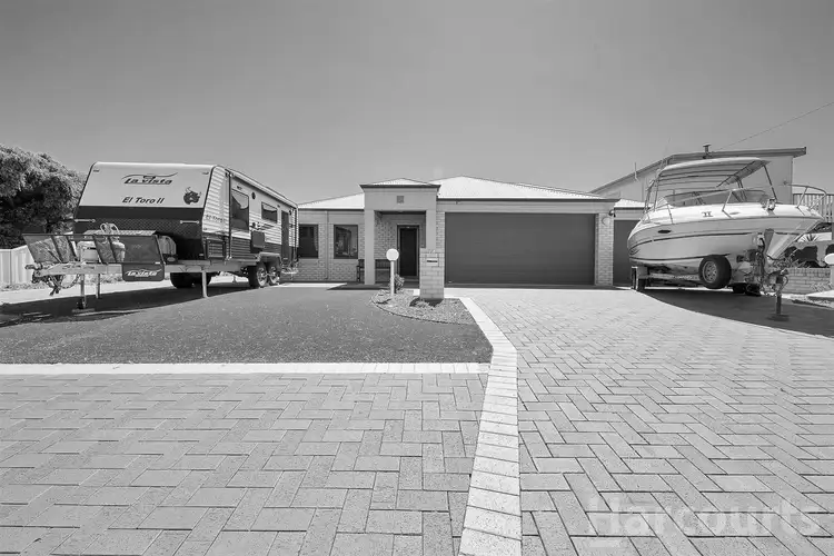 14 Mippi Road, Halls Head WA 6210