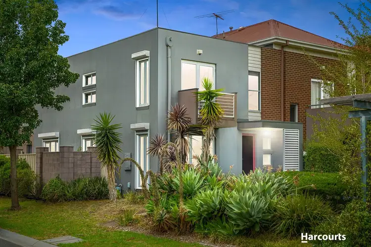 11 Ewart Lane, Burwood VIC 3125