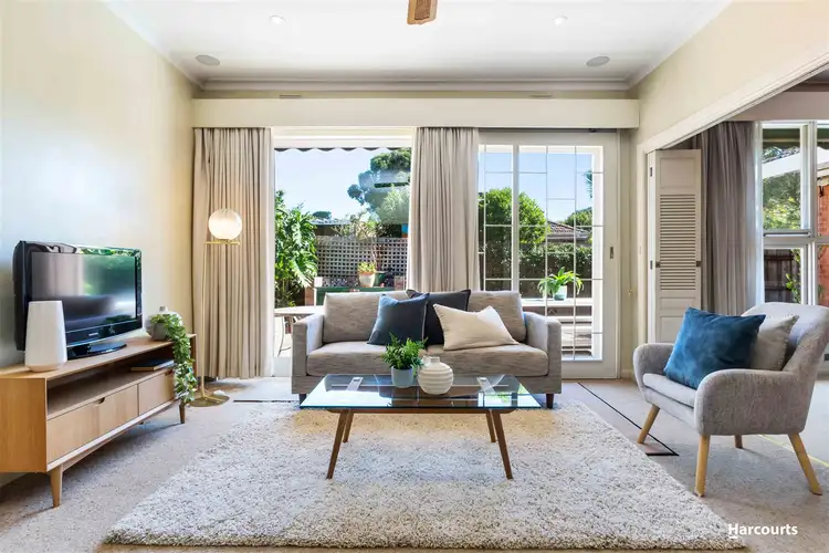 Third view of Homely house listing, 12 Trevor Court, Mount Waverley VIC 3149