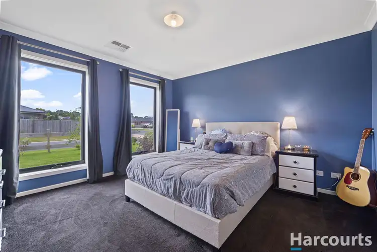 Fifth view of Homely house listing, 1 Geranium Rise, Bunyip VIC 3815