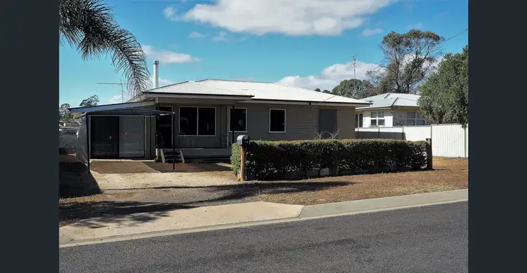 13 Bowden St