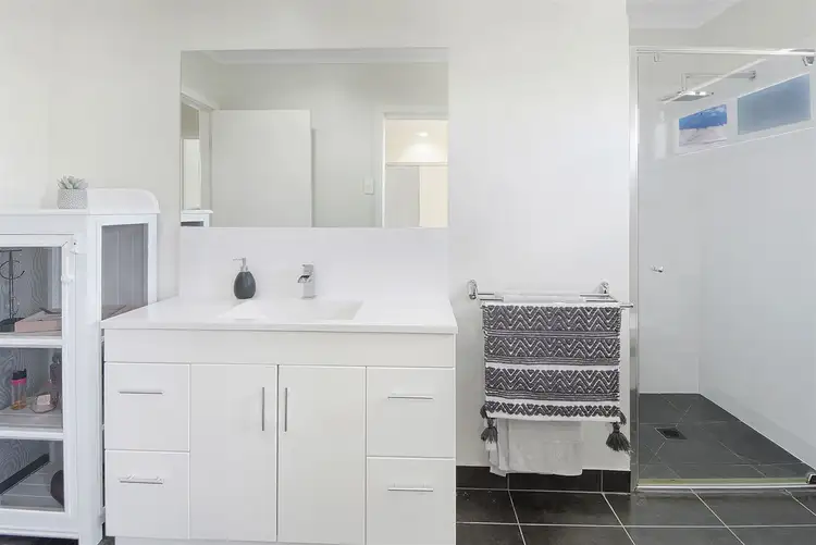 Sixth view of Homely townhouse listing, 3/21 Wawunna Road, Horsham VIC 3400