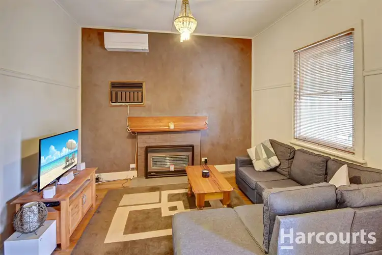 19 Hazel Street, Horsham VIC 3400