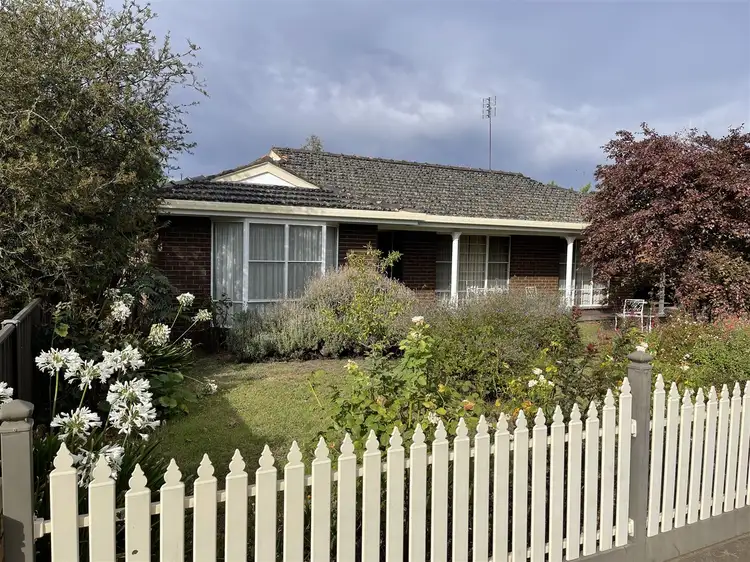Main view of Homely house listing, 37 Kings Avenue, St Arnaud VIC 3478