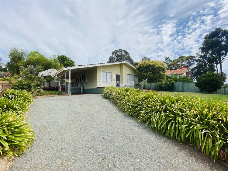 31 Bridge Street, Boyup Brook WA 6244
