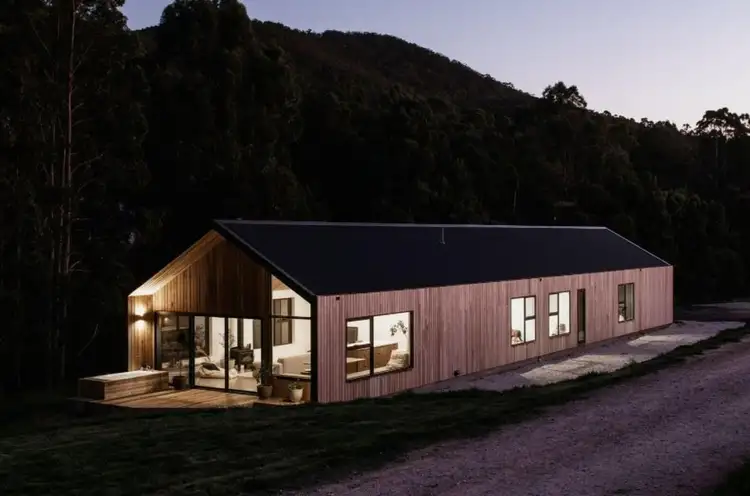 106 Hardys Road, Penguin TAS 7316