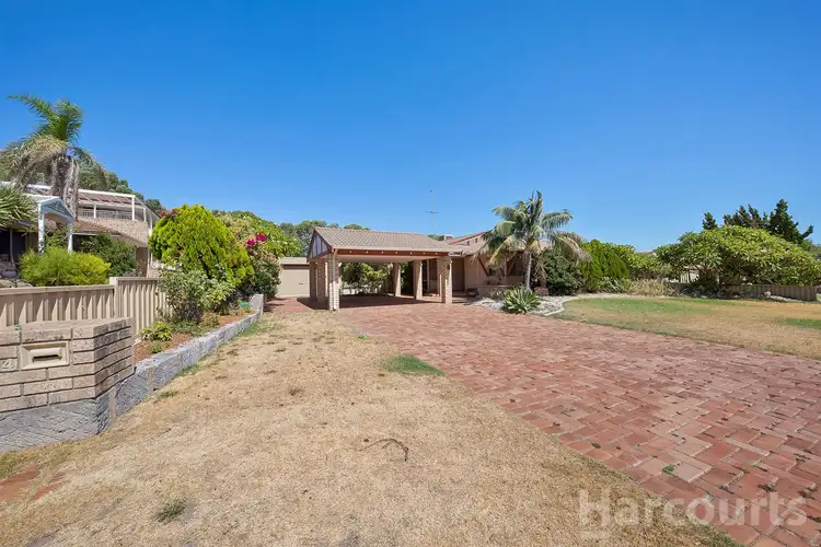 4 Hamilton Way, Silver Sands WA 6210