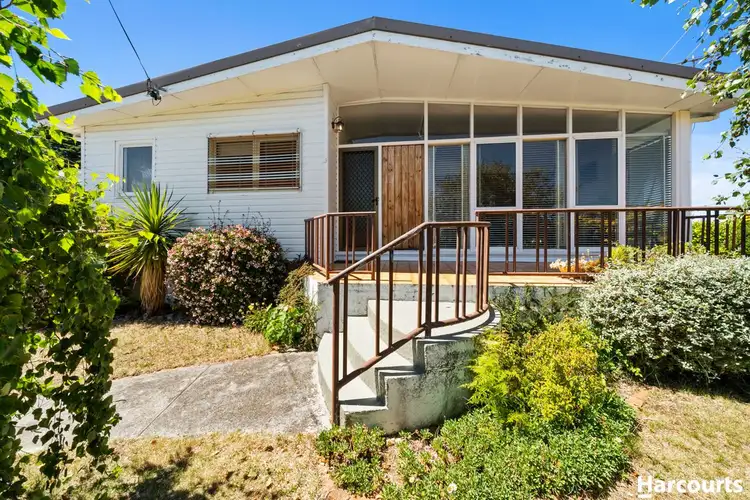 3 Clunie Close, Lindisfarne TAS 7015