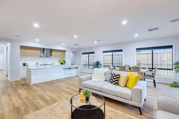 16 Champagne Avenue, Wollert VIC 3750