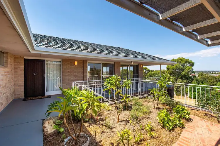 Fifth view of Homely house listing, 7 Muir Place, Halls Head WA 6210