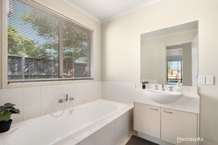 Sixth view of Homely unit listing, 1 Ashcroft Close, Hallam VIC 3803