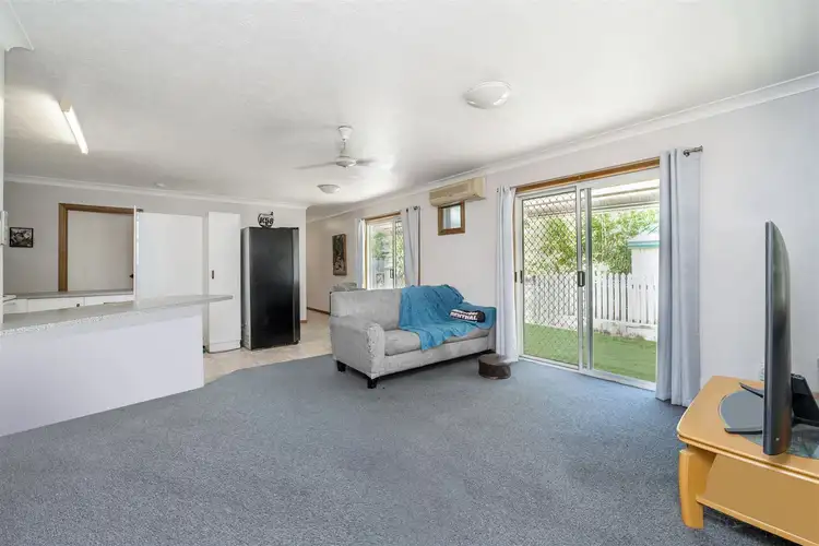 Main view of Homely unit listing, 4/27 Greenslade Street, West End QLD 4810