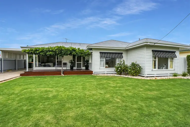 17 Olympic Street, Horsham VIC 3400