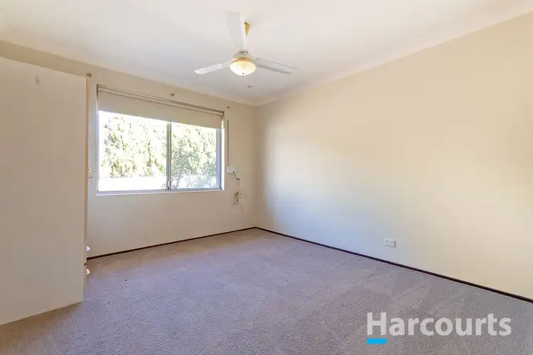 Second view of Homely house listing, 10 Estuary Way, Heathridge WA 6027