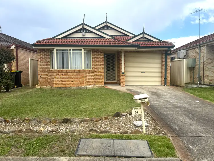 54 Manorhouse Boulevard, Quakers Hill NSW 2763