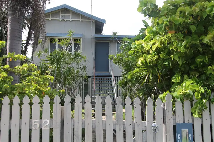 52 Eighth Street, Home Hill QLD 4806