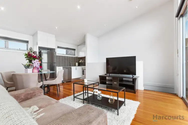 Main view of Homely apartment listing, 3/2 Clarinda Road, Essendon VIC 3040