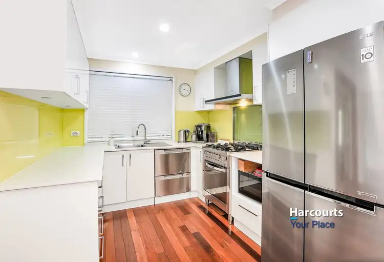 Fifth view of Homely house listing, 8 Darrell Place, Oakhurst NSW 2761