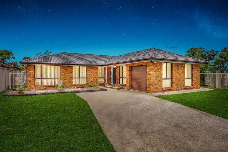 9 Clinker Grove, Woodcroft NSW 2767
