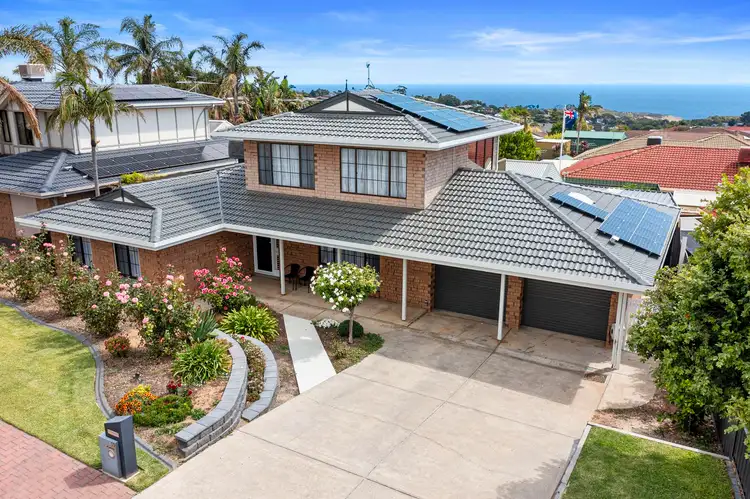 15 Coorabie Crescent, Hallett Cove SA 5158