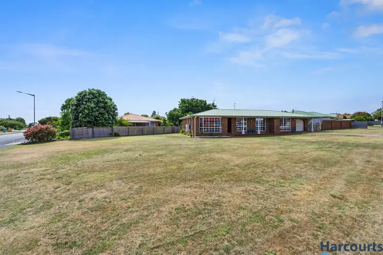 3 Cordell Place