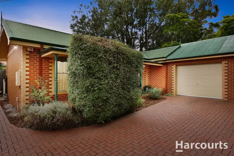 Main view of Homely unit listing, 2/23 Boronia Road, Vermont VIC 3133