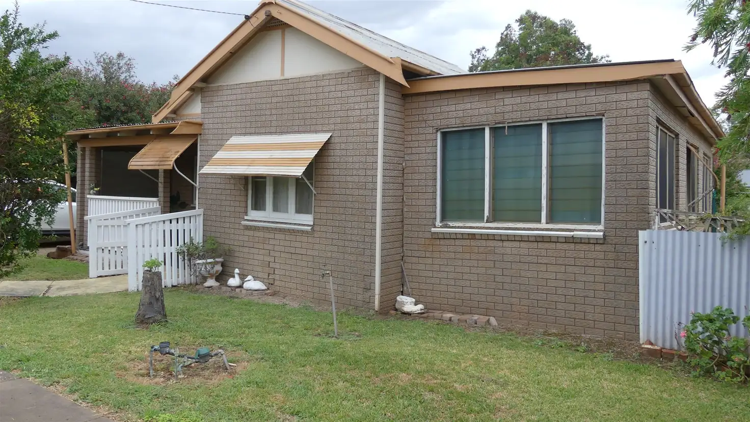 Main view of Homely house listing, 10 Johns Ave, Warren NSW 2824