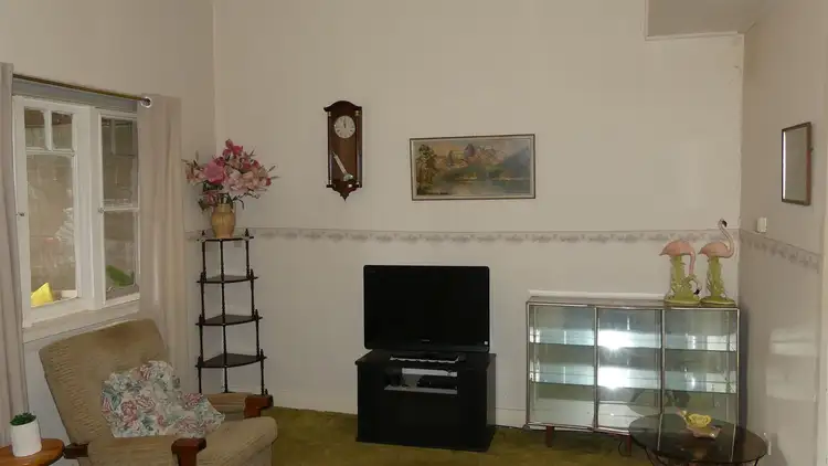 Second view of Homely house listing, 10 Johns Ave, Warren NSW 2824
