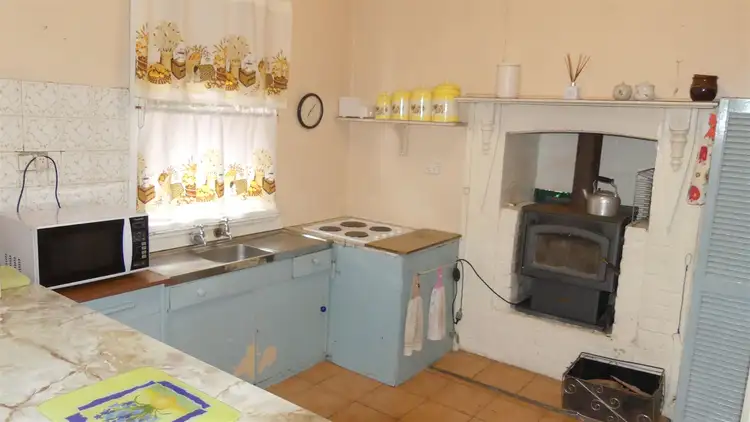 Third view of Homely house listing, 10 Johns Ave, Warren NSW 2824