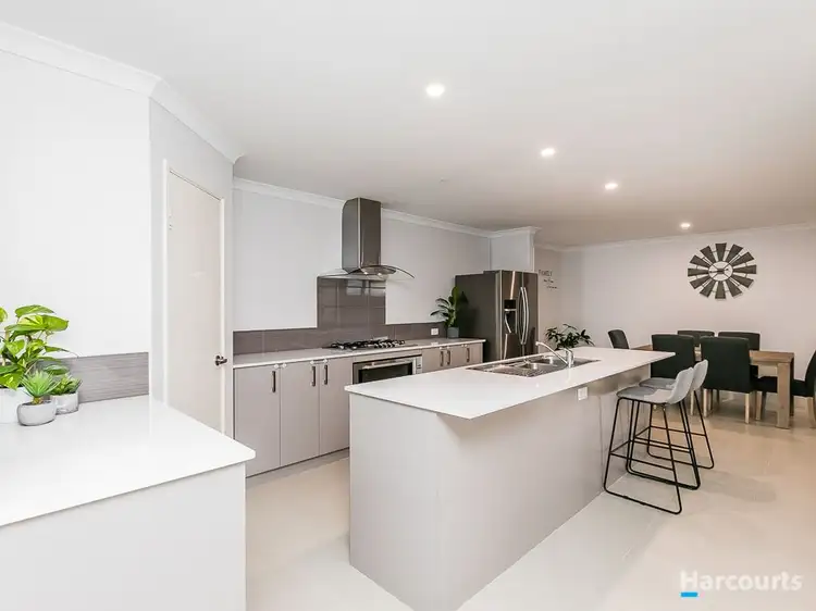 17 Letterkenny Road, Bullsbrook WA 6084
