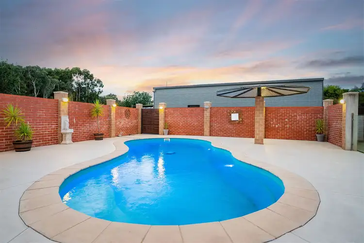 Second view of Homely house listing, 17 Hillandale Court, Bonegilla VIC 3691