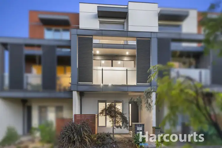 8/21 High Street, Bayswater VIC 3153