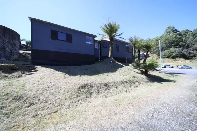26 Peters Street, Tullah TAS 7321