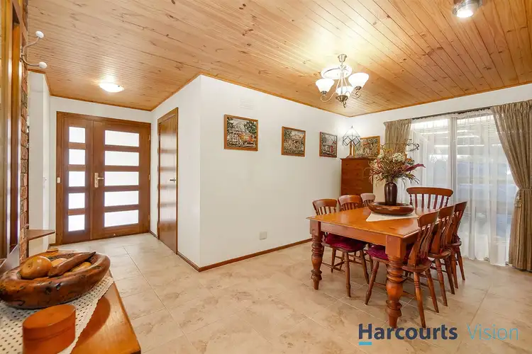 Second view of Homely house listing, 5 Windsor Drive, Avondale Heights VIC 3034