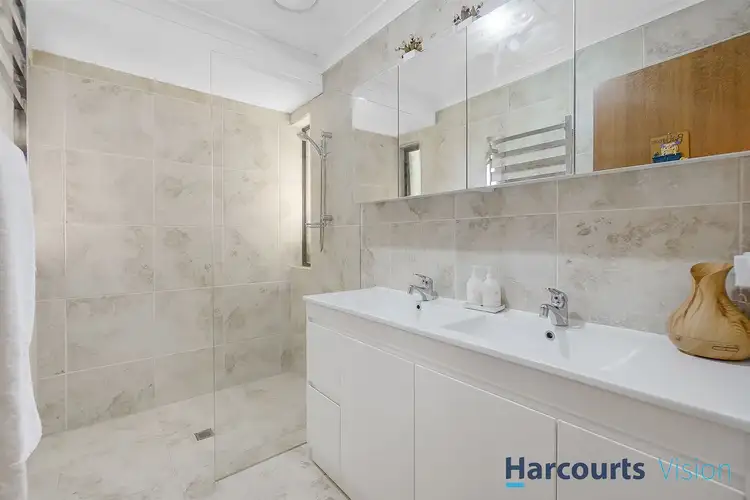 Seventh view of Homely house listing, 5 Windsor Drive, Avondale Heights VIC 3034