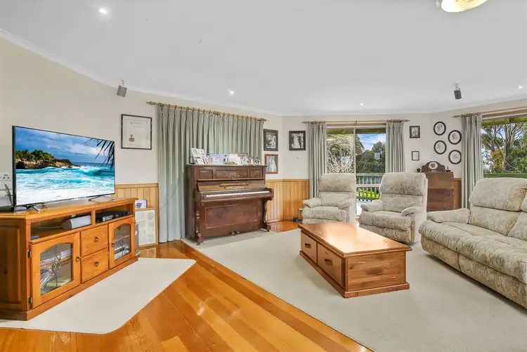 Sixth view of Homely house listing, 1 Parr Street, Leongatha VIC 3953