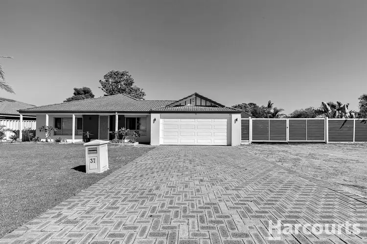 37 Pentland Crescent, Dudley Park WA 6210