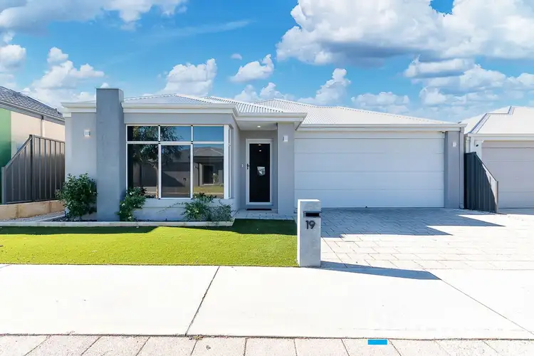 19 Potoroo Street, Banksia Grove WA 6031