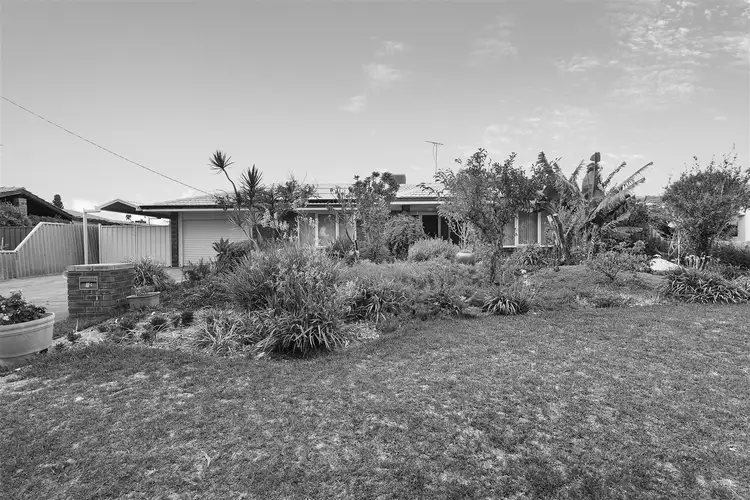 64 Kookerbrook Street, Dudley Park WA 6210