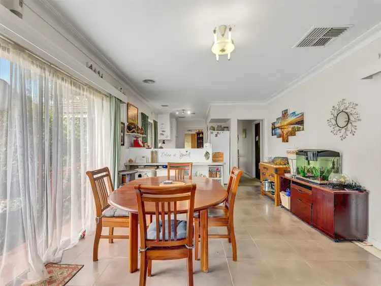 Second view of Homely house listing, 2 Sunset Drive, Wangaratta VIC 3677
