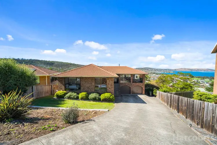 17 McClements Street, Howrah TAS 7018