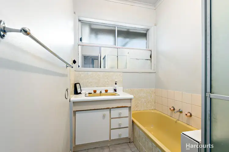Fifth view of Homely house listing, 10 Mountview Avenue, Hallam VIC 3803