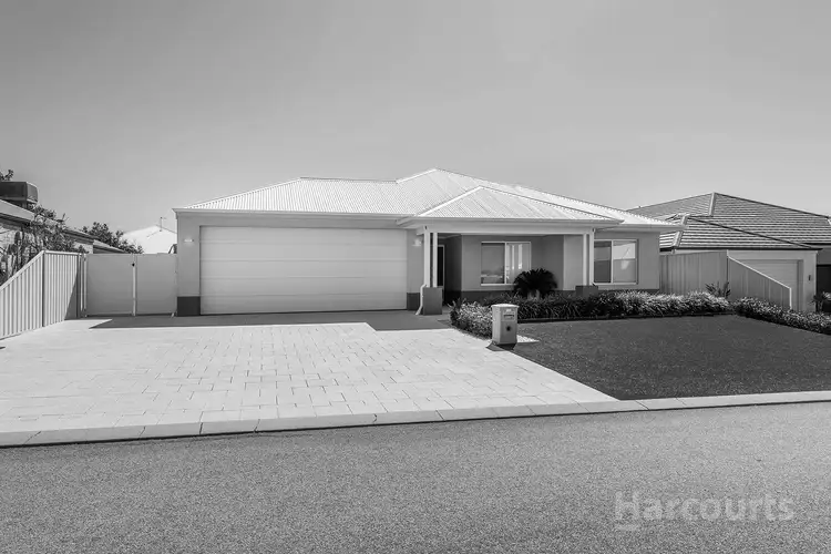 16 Joshua Carrol Street, Madora Bay WA 6210