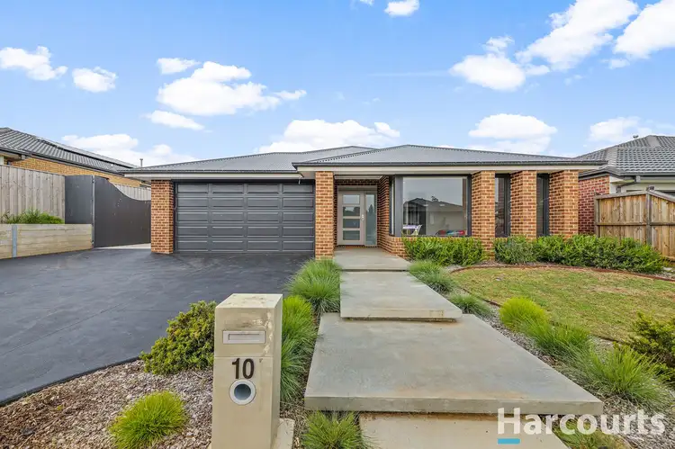 Main view of Homely house listing, 10 Boyd Avenue, Warragul VIC 3820