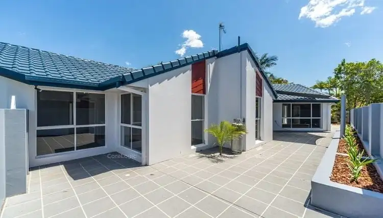 17 Parkwood Boulevard