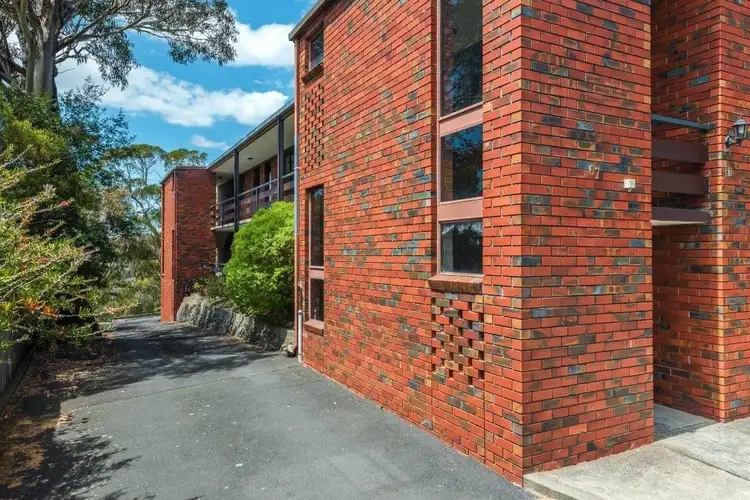 Main view of Homely unit listing, 4/67 Olinda Grove, Mount Nelson TAS 7007