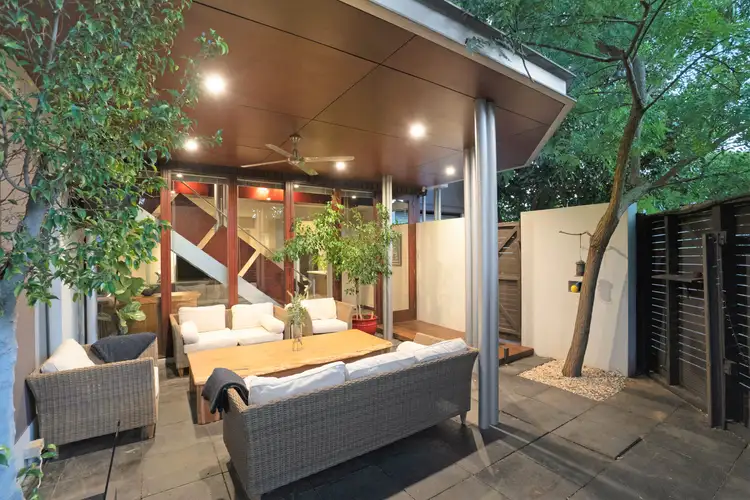 4 Princess Road, Doubleview WA 6018