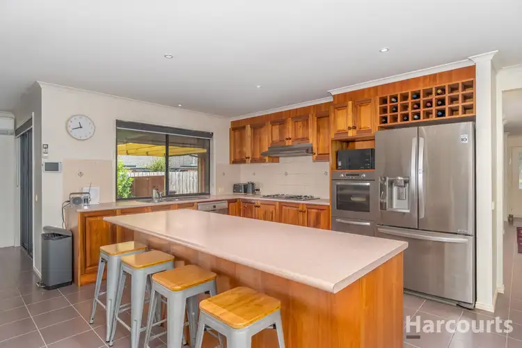 Fourth view of Homely house listing, 2 Lowe Place, Warragul VIC 3820