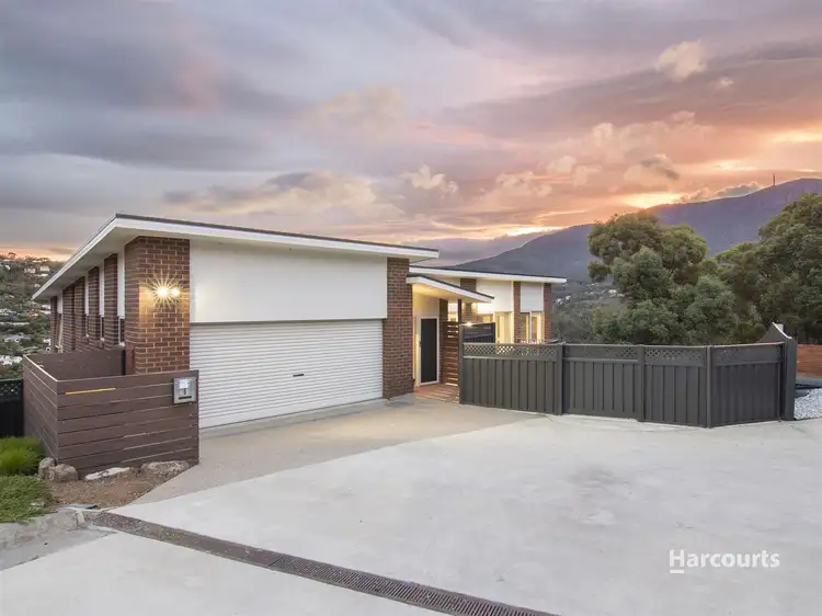 5 Hutchinson Place, West Hobart TAS 7000